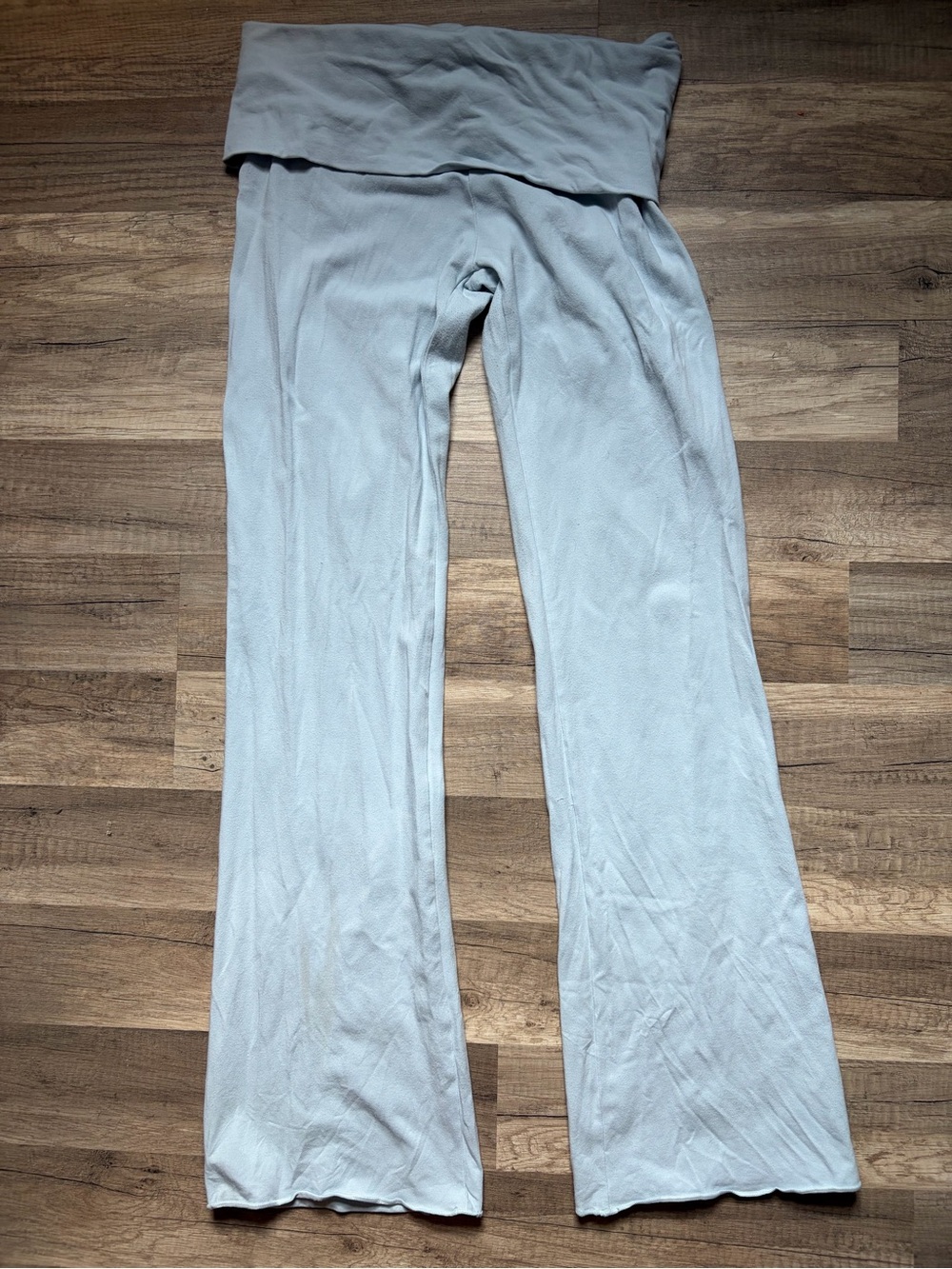 Skims Flare Light Blue Foldover Yoga
